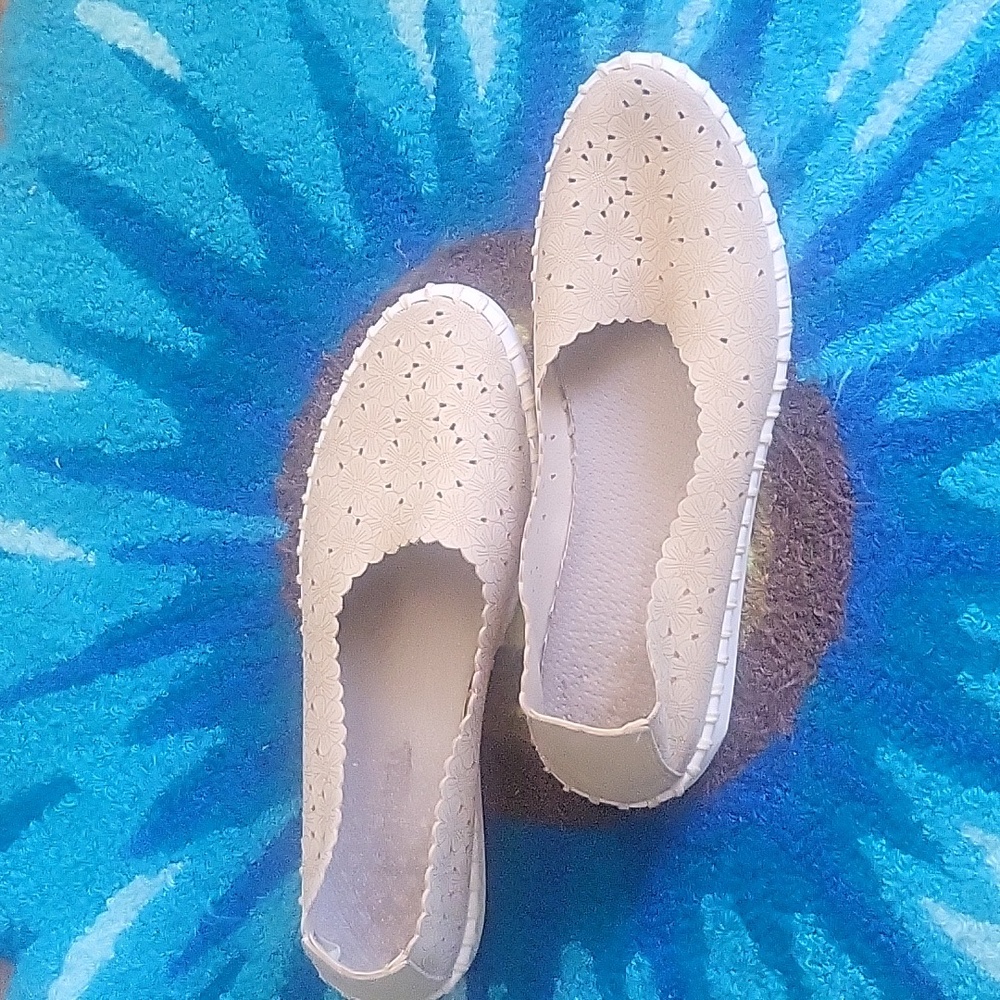 Springstep Tan Floral Shoes, Size 40